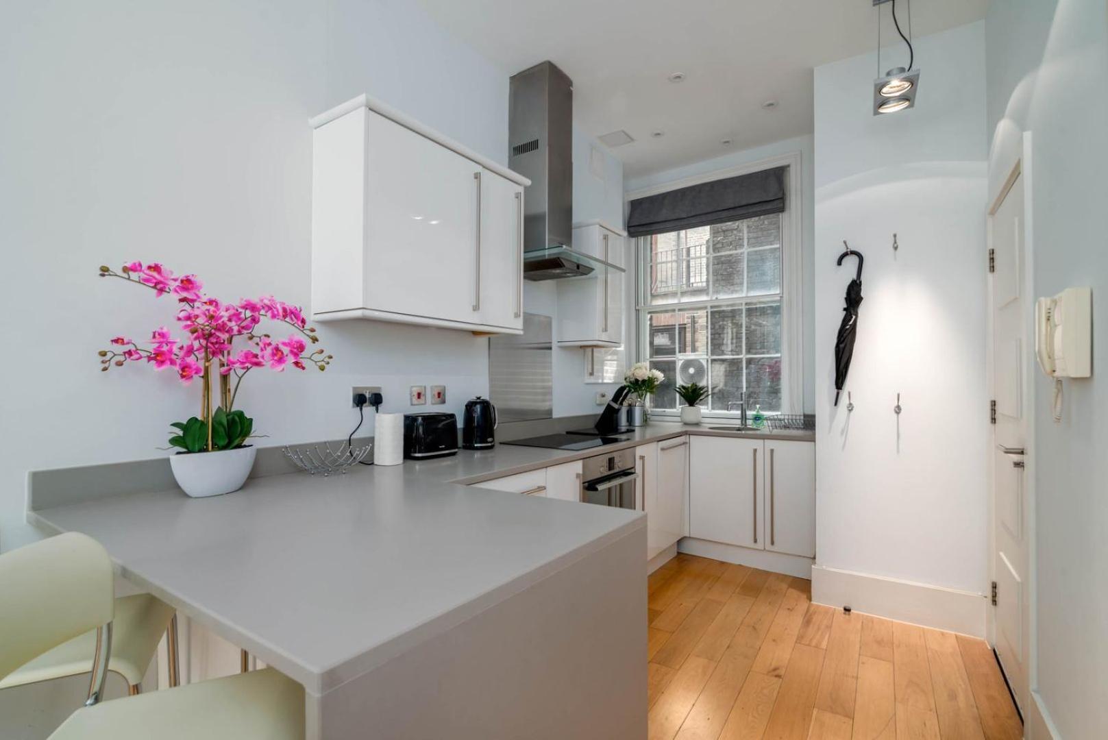 런던 Guestready - Stunning Covent Garden 2Br Duplex 아파트 외부 사진